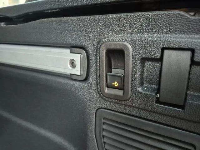 Volkswagen Touran 7-zitter DSG R-Line