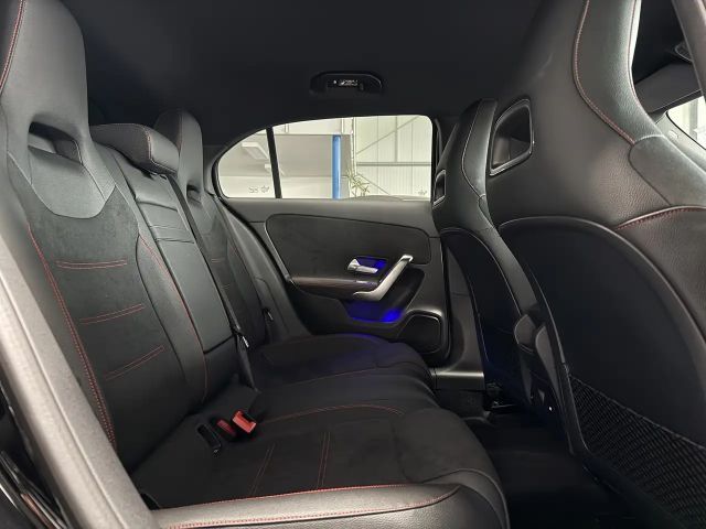 Mercedes-Benz A 35 AMG 4MATIC AMG Line