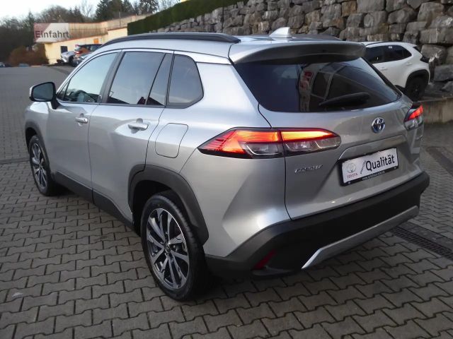 Toyota Corolla Cross Team D