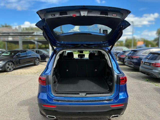 Mercedes-Benz GLB 220 4MATIC Progressive