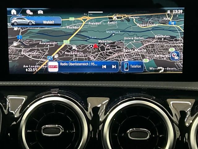 Mercedes-Benz A 180 A 180 d Hatchback