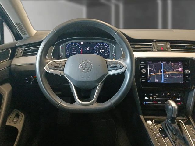 Volkswagen Passat 1.5 TSI Business DSG