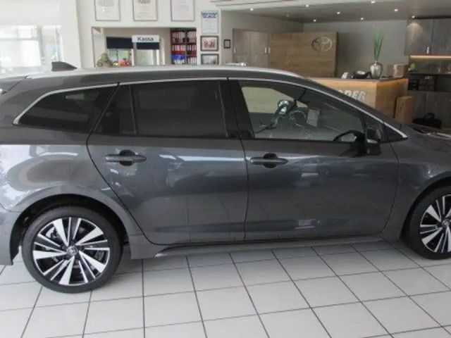 Toyota Corolla Active Hybride Touring