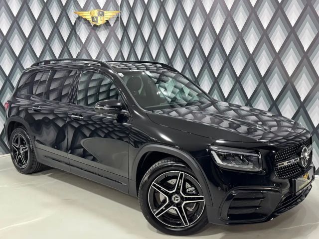 Mercedes-Benz GLB 180 AMG Line