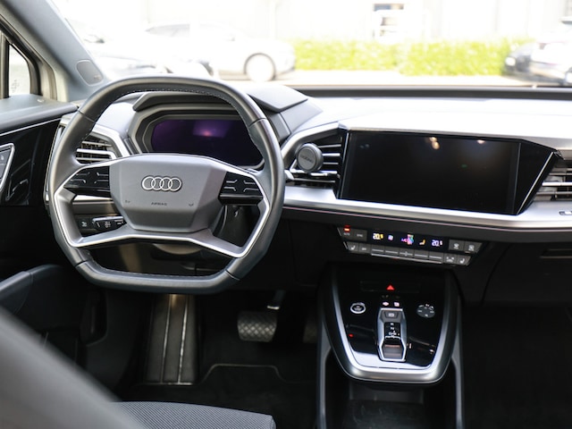 Audi Q4 e-tron SUV 45 e-tron Audi Q4 e-tron