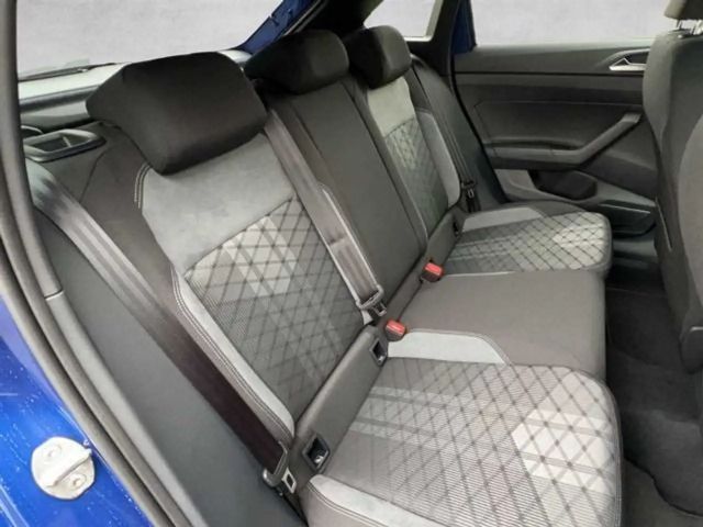 Volkswagen Taigo 1.5 TSI DSG R-Line