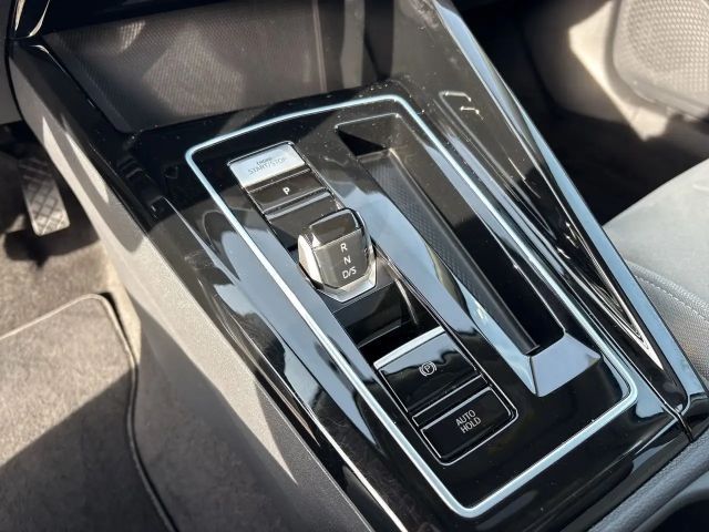 Volkswagen Golf DSG Style