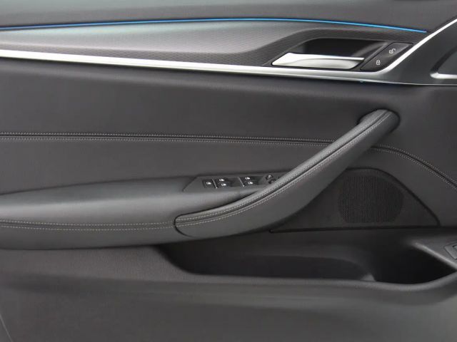 BMW 530 530e M-Sport xDrive