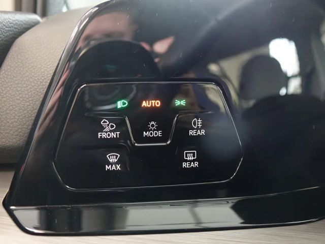 Volkswagen Golf 1.5 TSI Style Variant