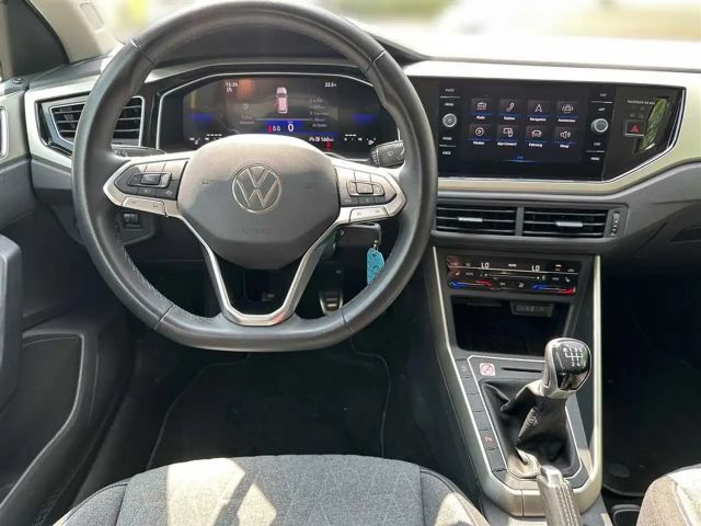 Volkswagen T-Cross Move