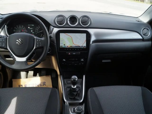 Suzuki Vitara AllGrip Hybrid Shine