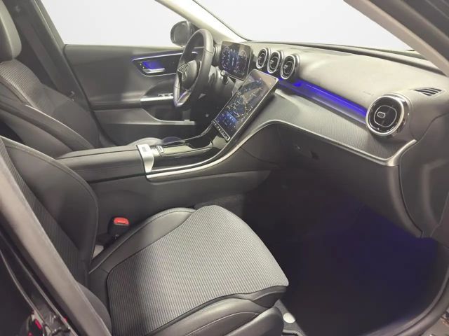 Mercedes-Benz C 180 AVANTGARDE Sedan