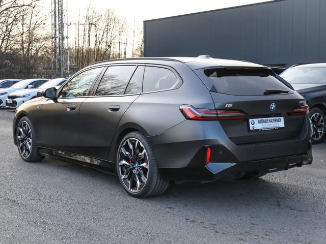 BMW i5 M60 Touring xDrive