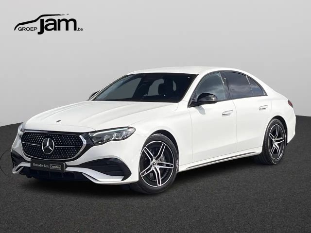 Mercedes-Benz E 220 AMG Line E 220 d Sedan