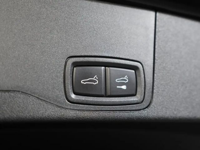 Porsche Taycan 4 Cross Turismo