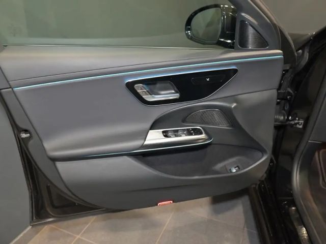 Mercedes-Benz E 200 AVANTGARDE Estate