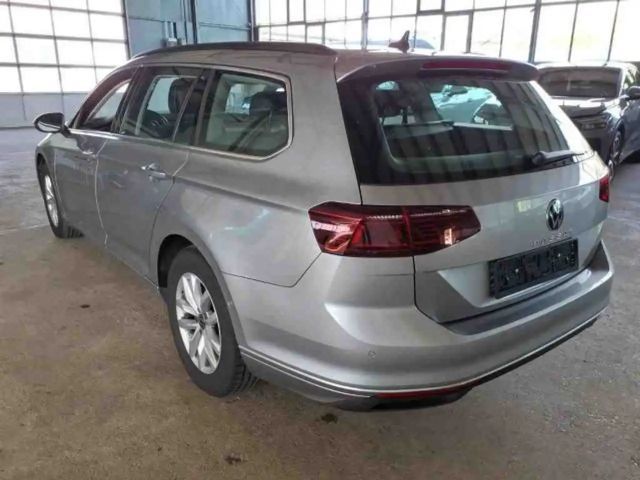 Volkswagen Passat 1.5 TSI DSG Variant