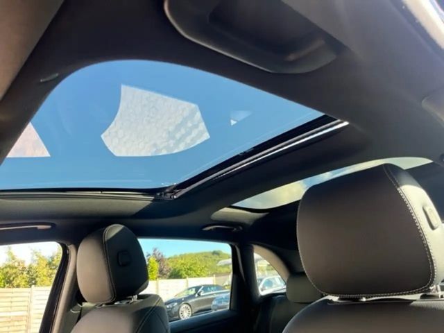 Mercedes-Benz B 200 Progressive Sedan