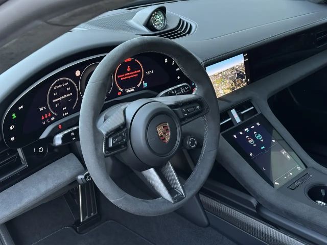 Porsche Taycan GTS Sport Turismo