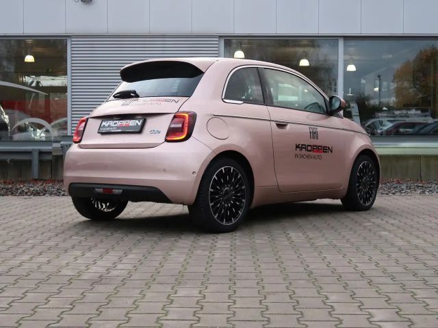 Fiat 500e 42 kWh La Prima