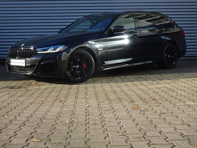 BMW 530 530e M-Sport Touring xDrive