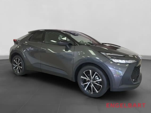 Toyota C-HR Team D