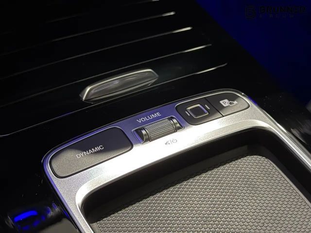 Mercedes-Benz CLA 200 AMG Line Coupé