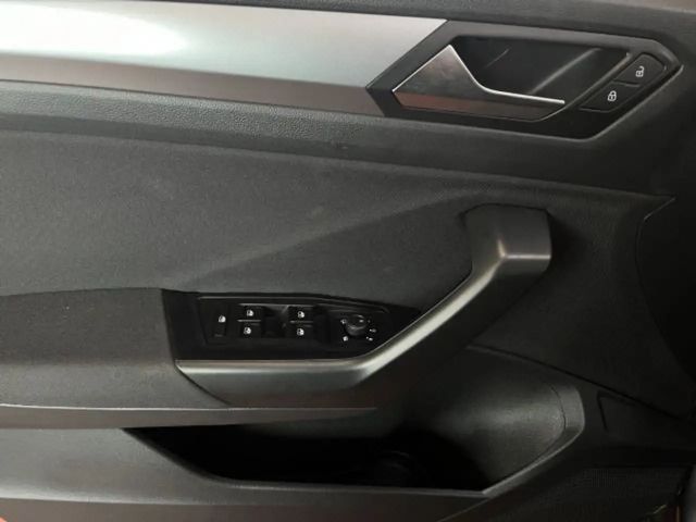 Volkswagen T-Roc DSG Life