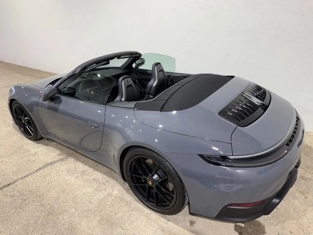 Porsche 992 Cabrio GTS