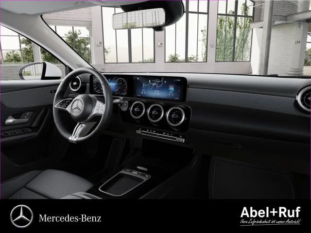 Mercedes-Benz A 200 Progressive