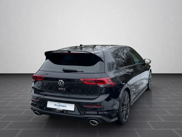 Volkswagen Golf 2.0 TSI GTI
