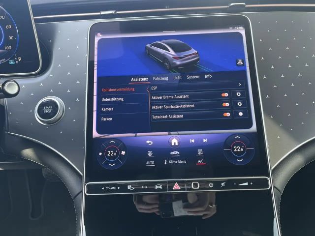 Mercedes-Benz EQE 300 Sedan