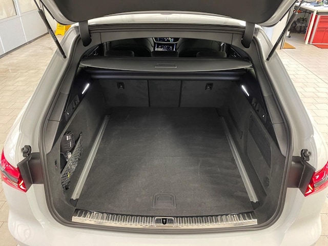 Audi S6 Avant Quattro