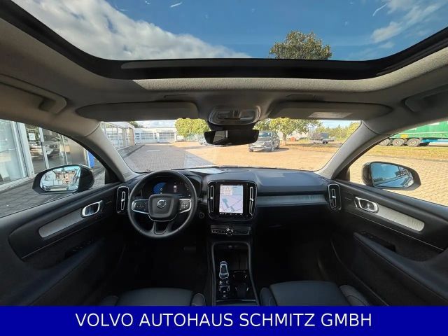 Volvo XC40 Dark Plus