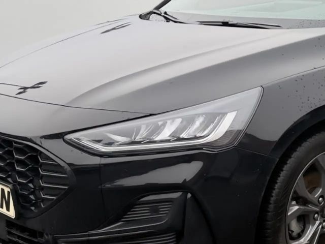 Ford Focus ST Line Wagon