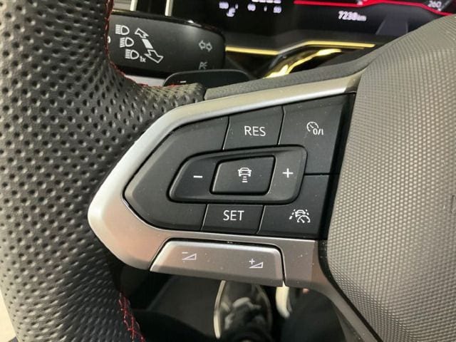 Volkswagen Polo 2.0 TSI DSG GTI