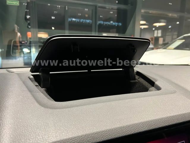 Skoda Karoq 1.5 TSI Tour