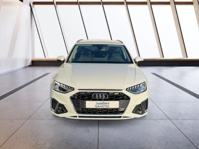 Audi A4 35 TDI Avant S-Line