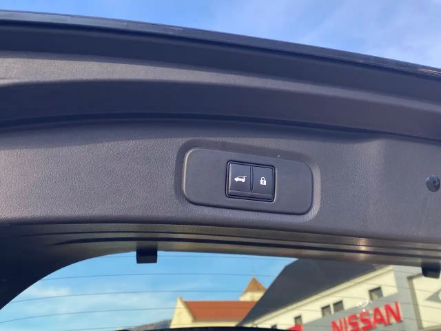 Nissan Qashqai AWD DIG-T Tekna