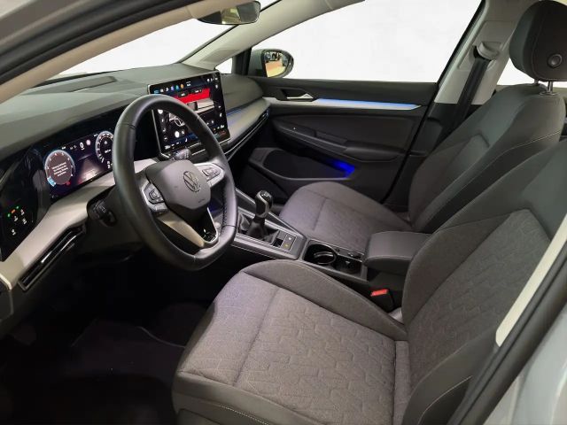 Volkswagen Golf 1.5 TSI Life Variant