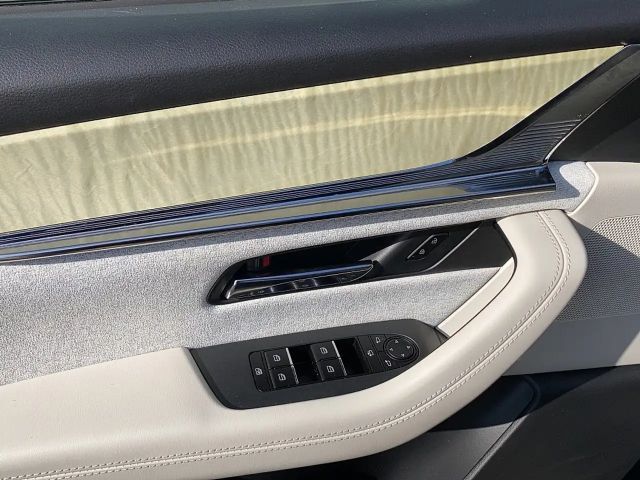 Mazda CX-60 2.5L 4WD Takumi e-Skyactiv