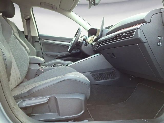 Volkswagen Golf DSG Style eHybrid