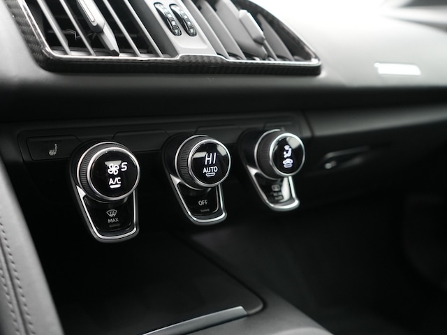 Audi R8 Performance S-Tronic Spyder V10