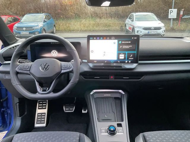 Volkswagen T-Roc 1.5 eTSI DSG R-Line