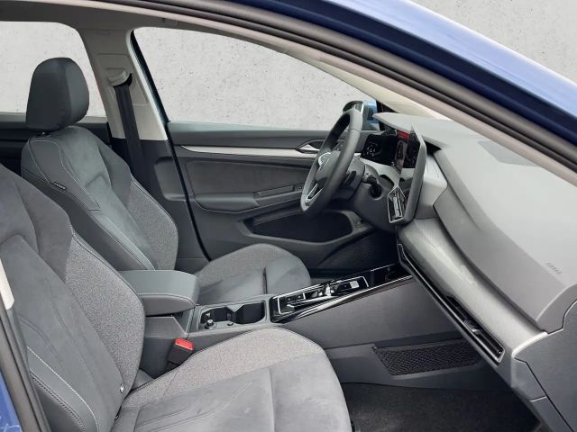 Volkswagen Golf 1.5 eTSI DSG Golf VIII Style