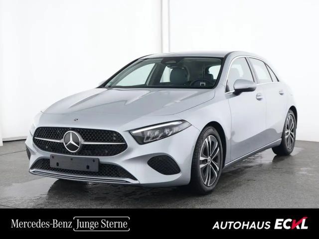 Mercedes-Benz A 180 Hatchback Progressive