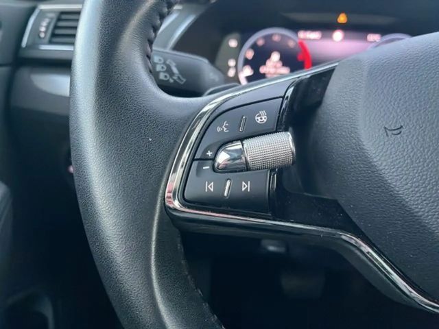 Skoda Superb 2.0 TDI Combi Style Style