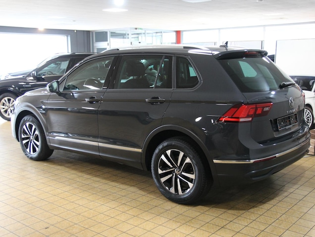 Volkswagen Tiguan 2.0 TDI DSG, Panorama,Navi,Sitzhzg...