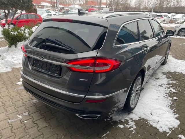 Ford Mondeo Vignale Wagon