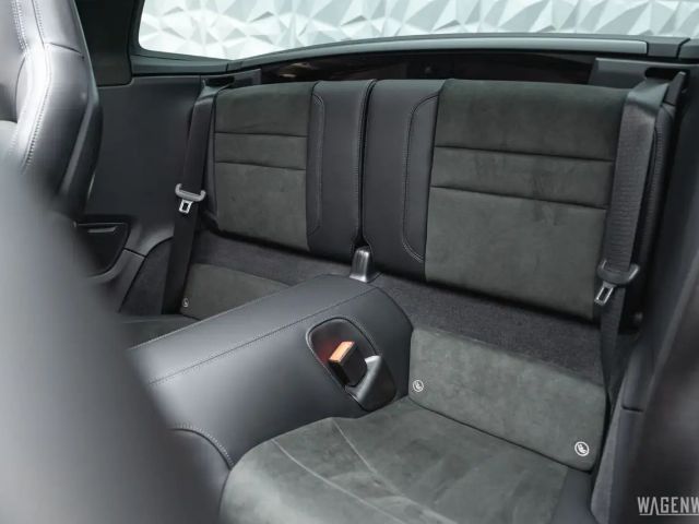 Porsche 992 4 Cabrio GTS Targa